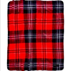 NWT Victoria Secret oversized Sherpa throw blanket